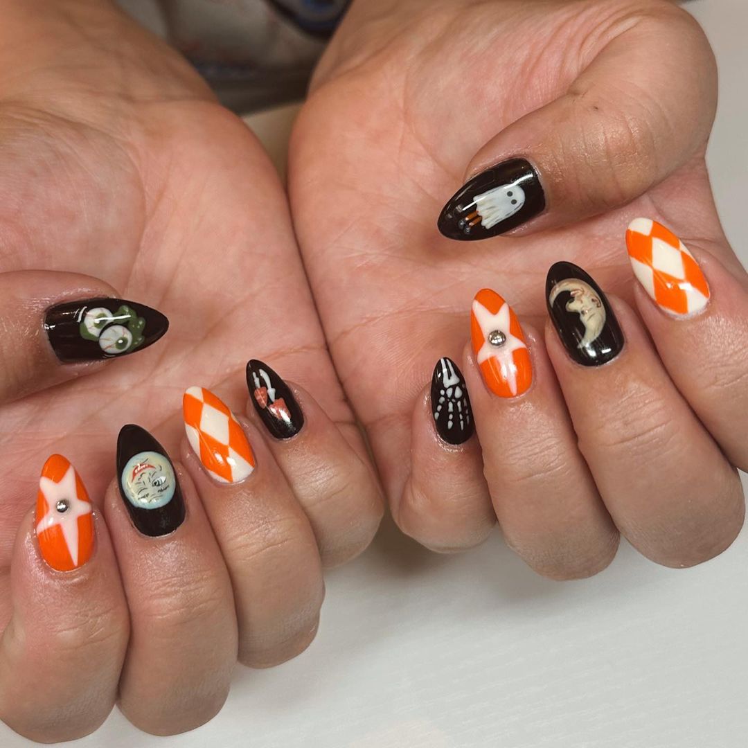 Black And Orange Acrylic Nails