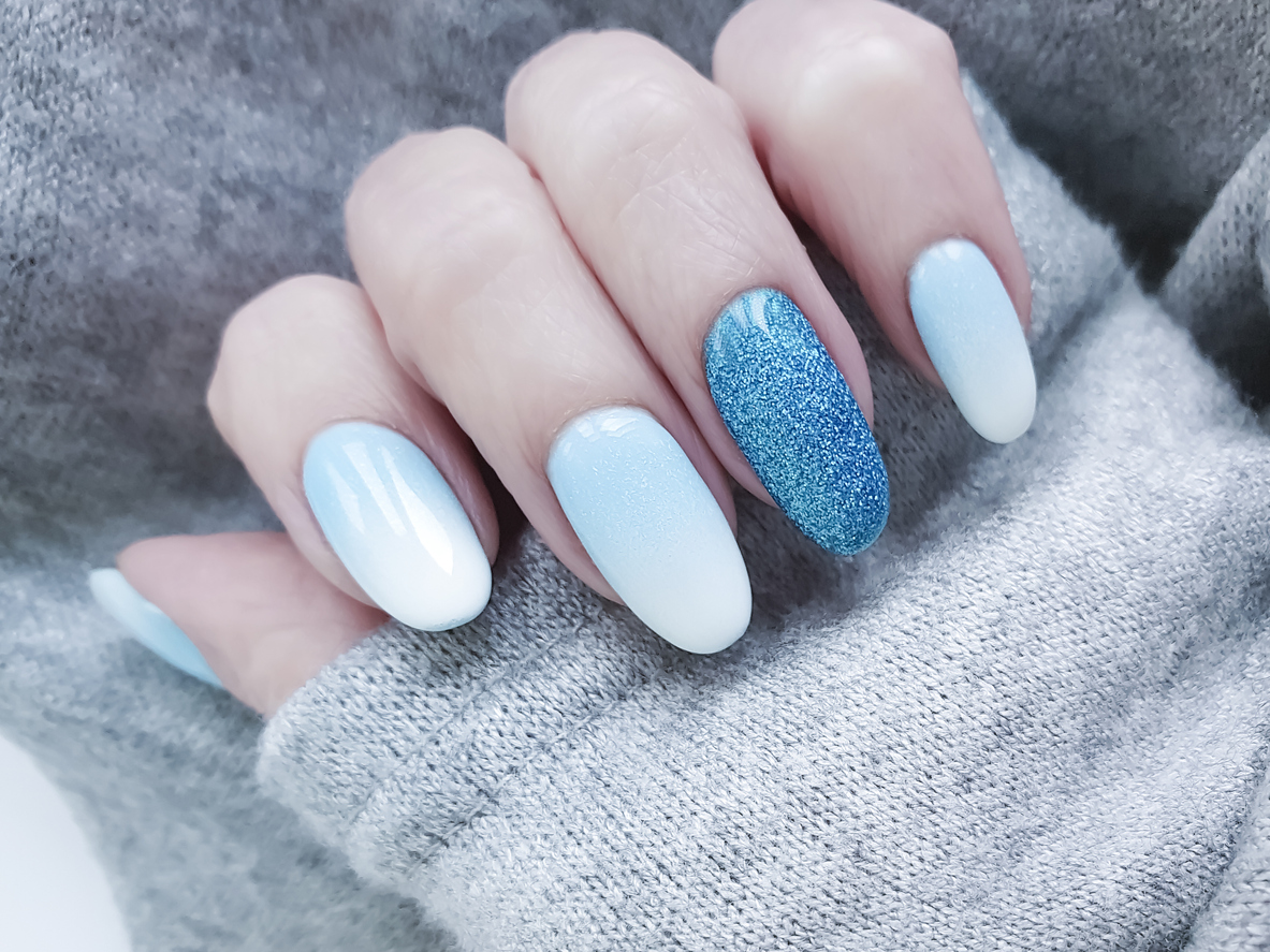 Blue Ombre Nail