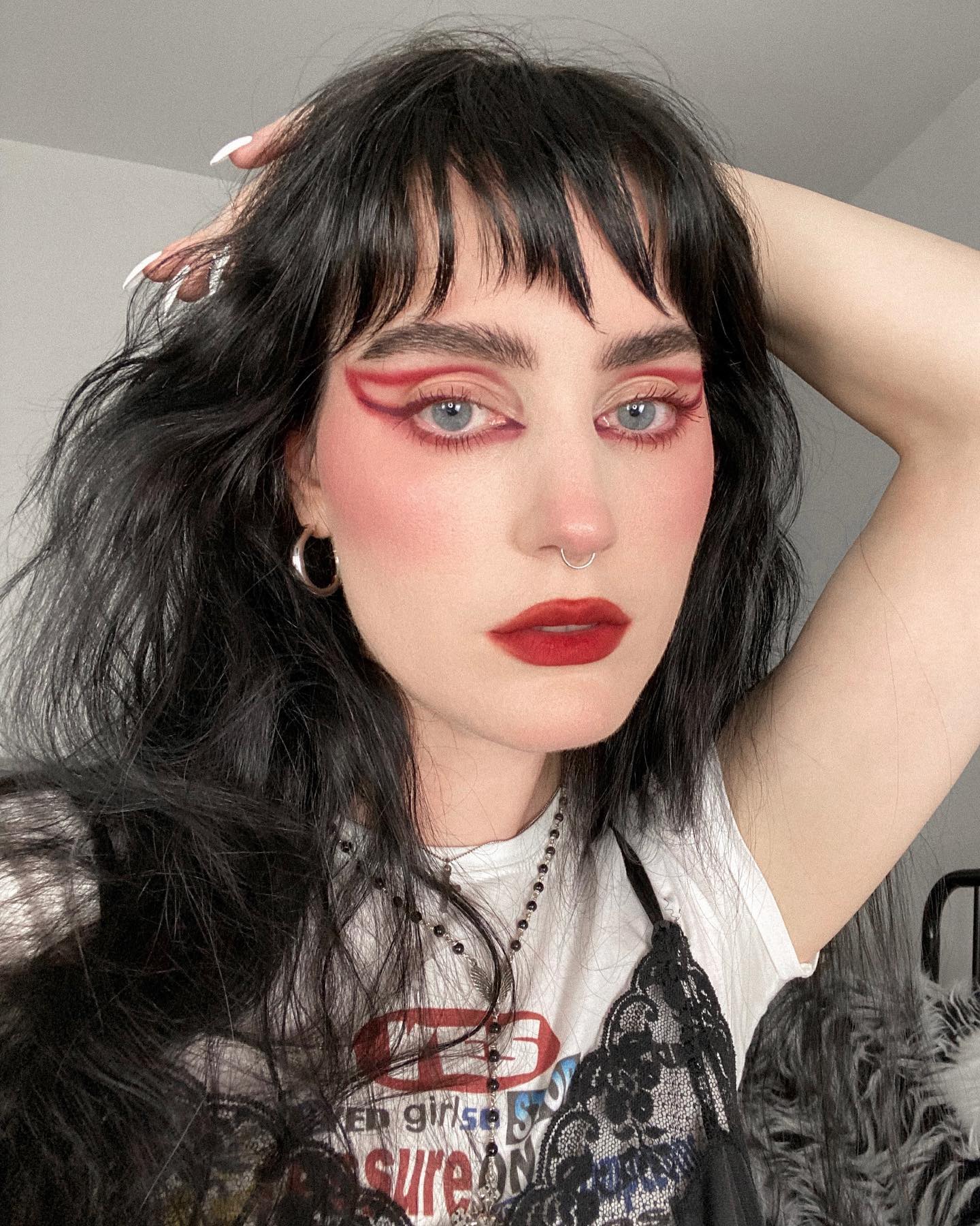 Bright Red Eyeliner Looks