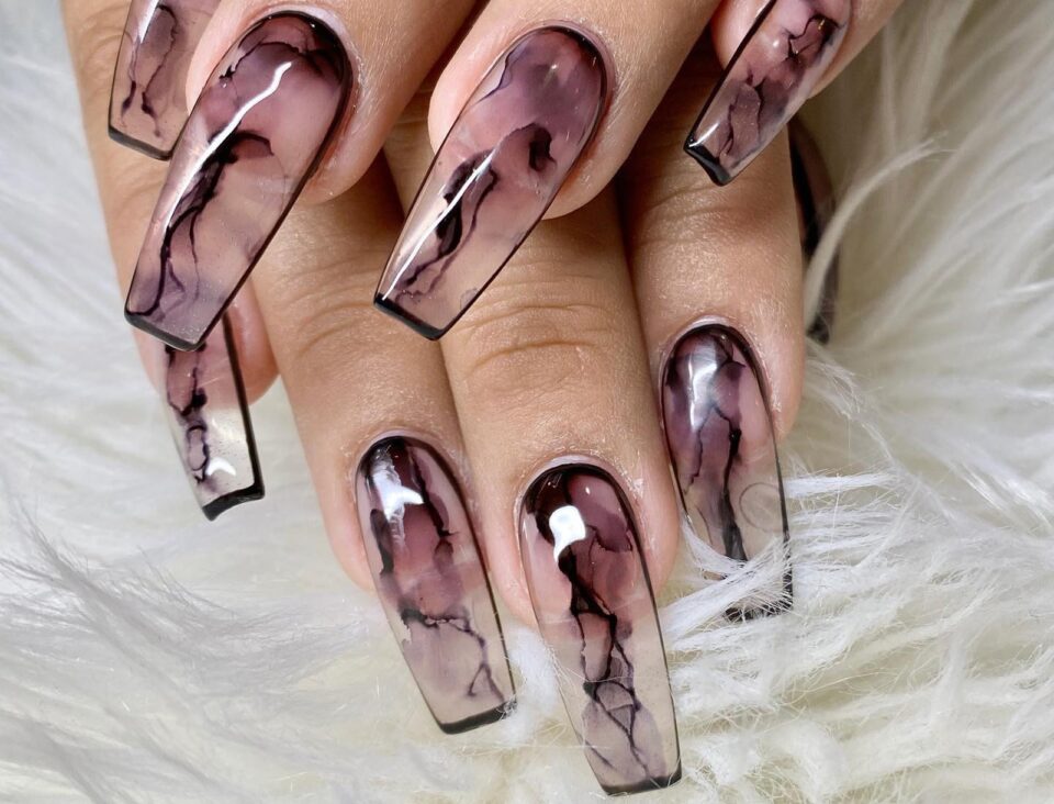 24 Trending Clear Acrylic Nails for Inspiration