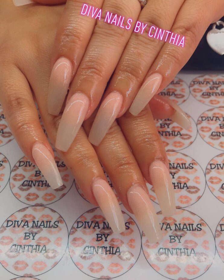 20 Classy Coffin Brown Nails to Flaunt in 2023 - Zohna