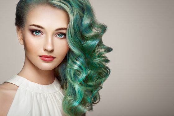 17 Divine Dark Green Hair Colors & Styles to Change Up Dark Tresses