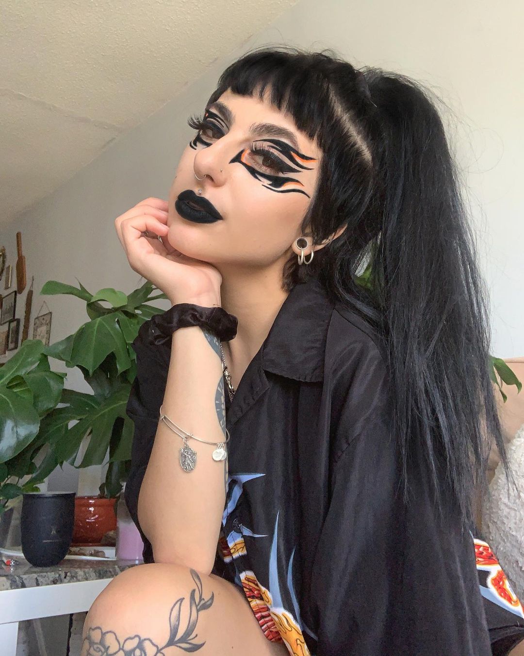 Dramatic Goth Eyeliner