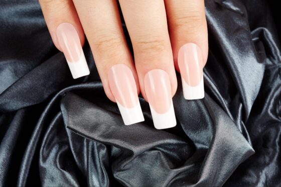 15 Best French Tip Coffin Nails – Elegance Meets Edge