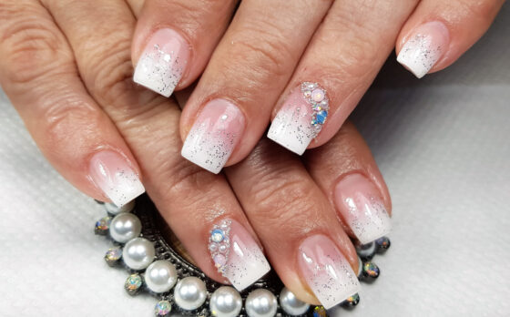 10 Dazzling Glitter French Tip Nails For Inspiration
