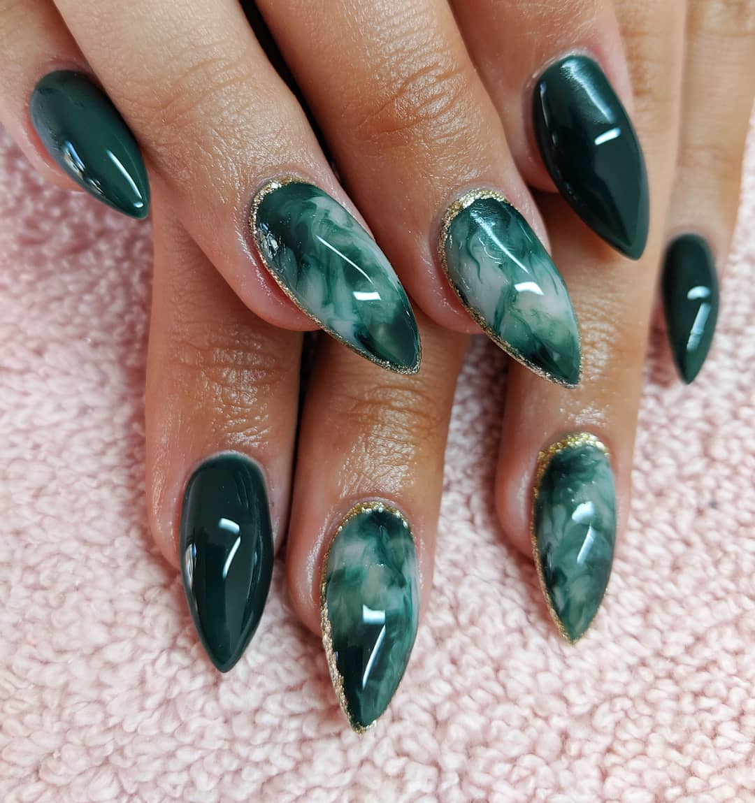 Green Marble Acrylic Nails