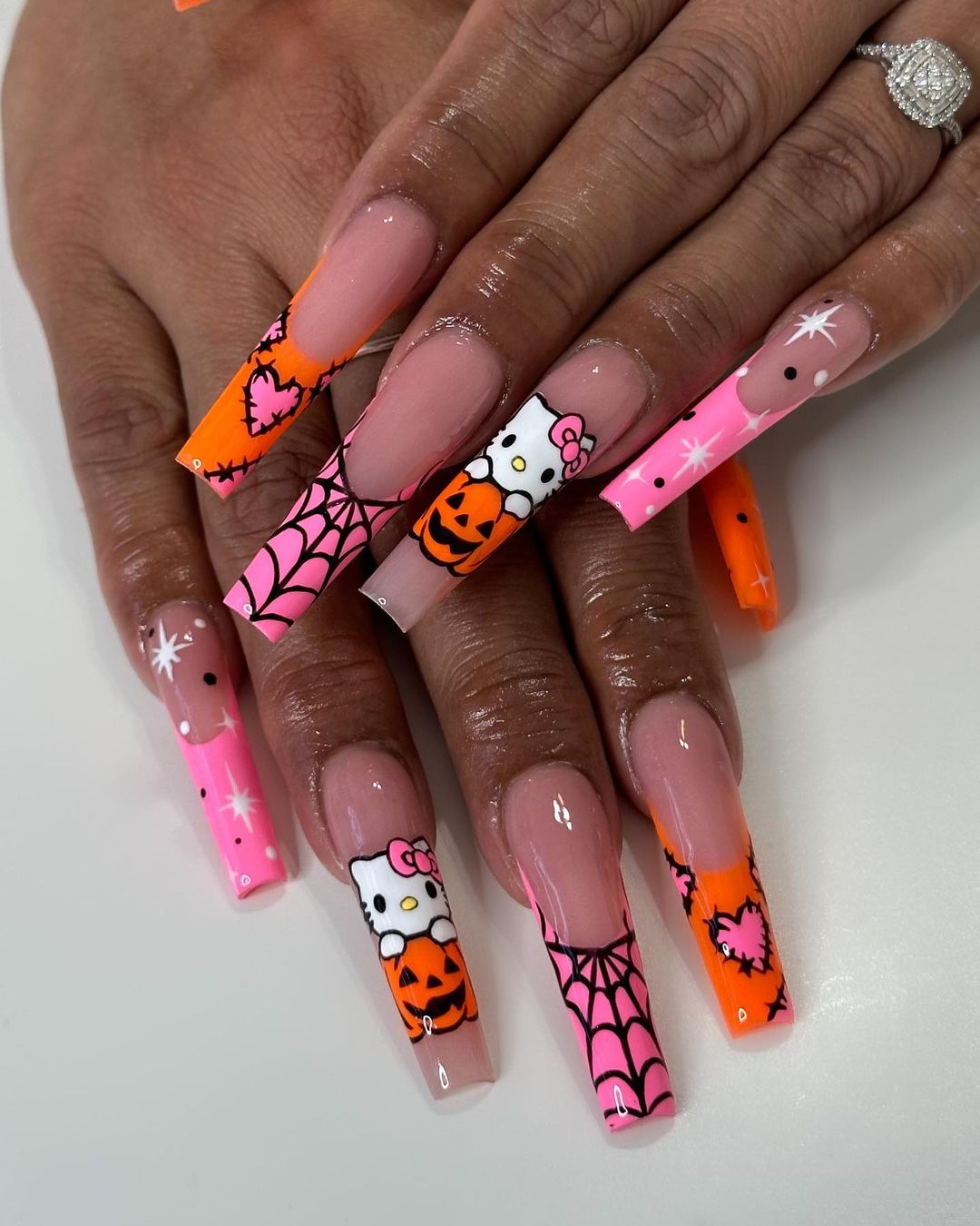 Halloween Hello Kitty Nails
