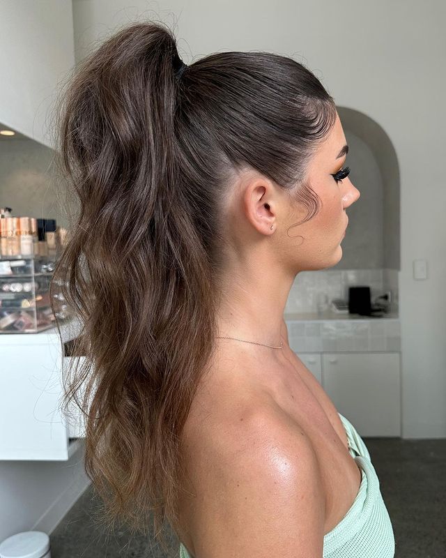 High Feed In Ponytail