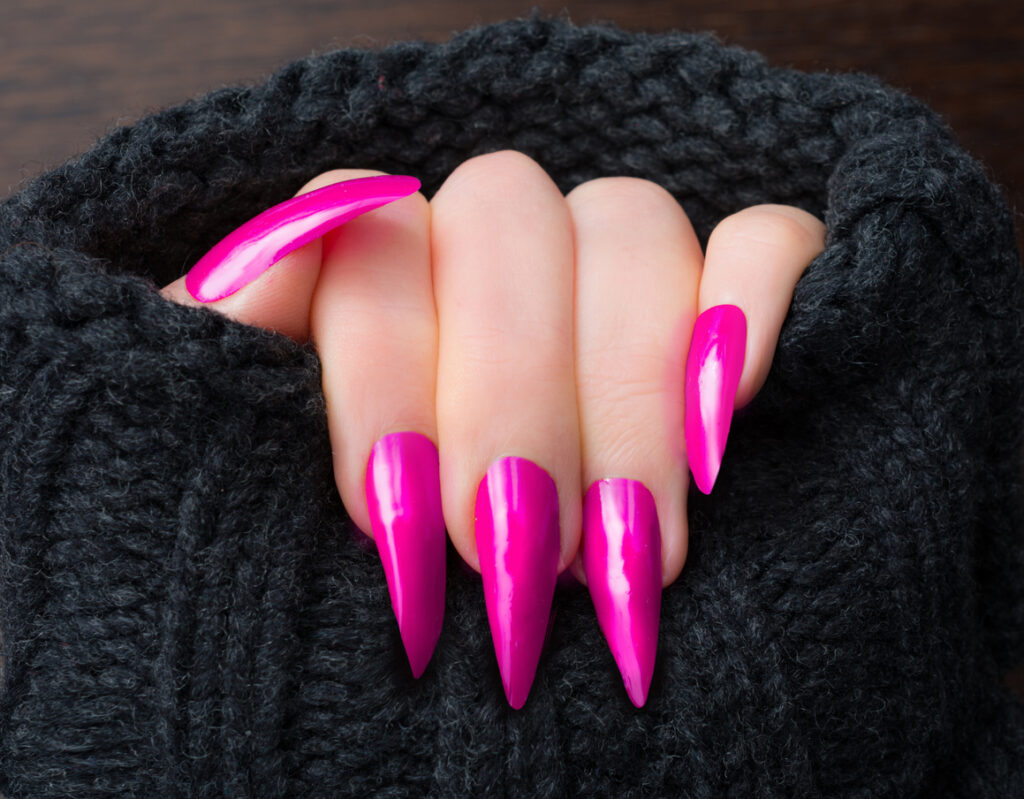 14 Hot Pink Nails That Are On Fire