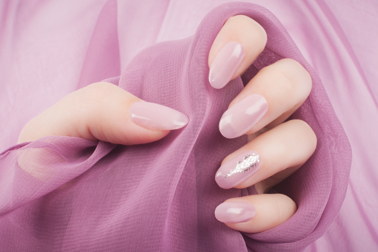 How to Accessorize With Baby Pink Nails