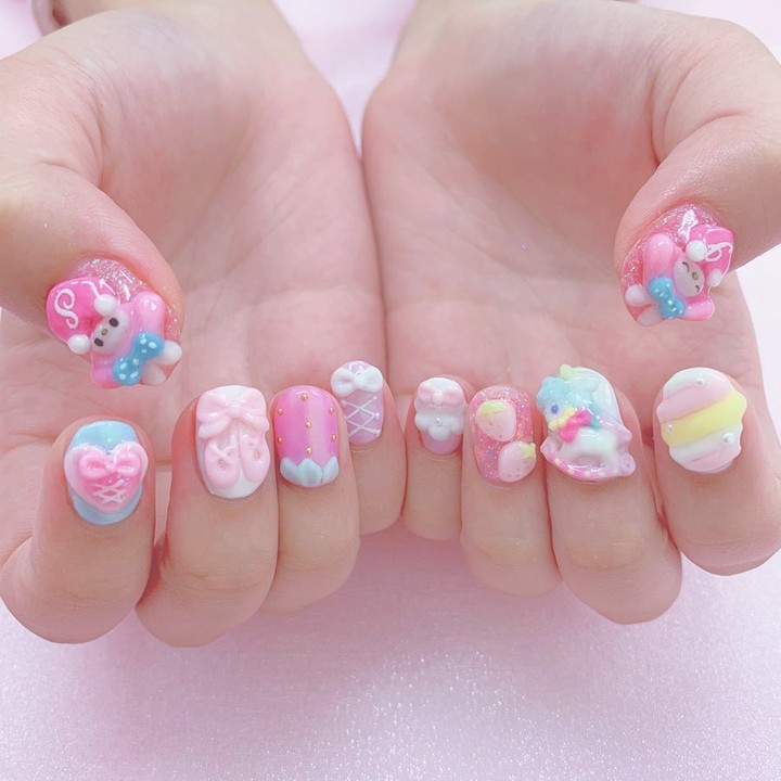 Kawaii Pastel Nails