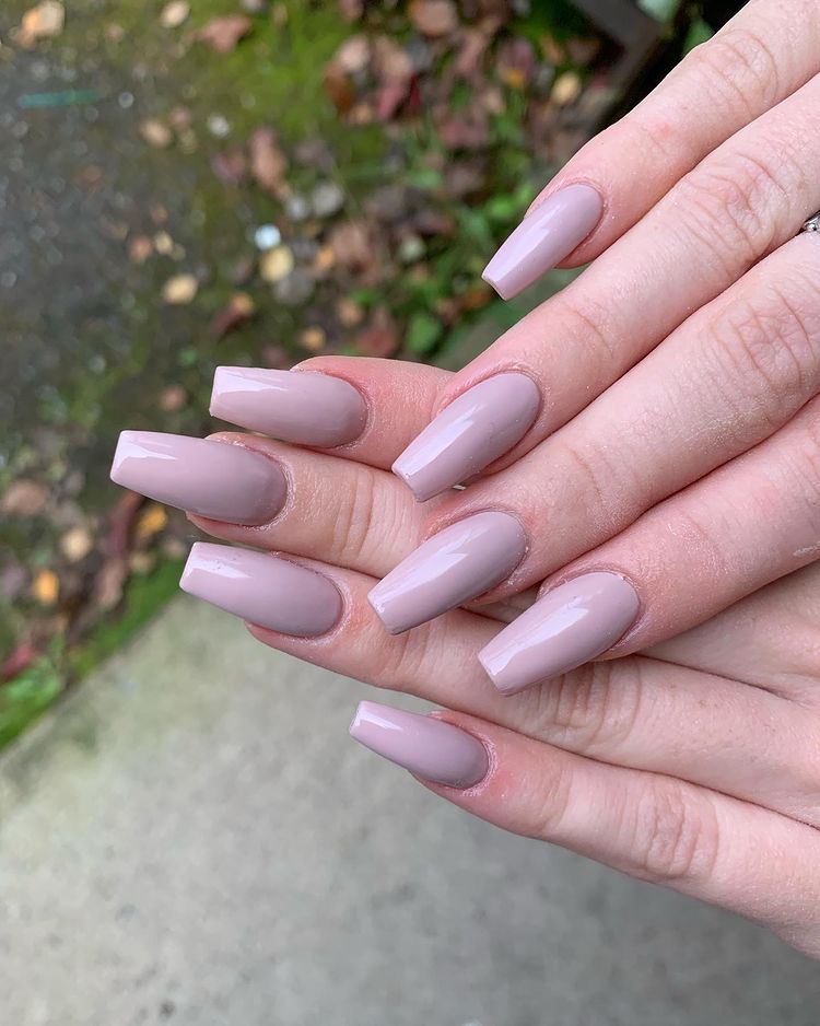 Light Nude Nails
