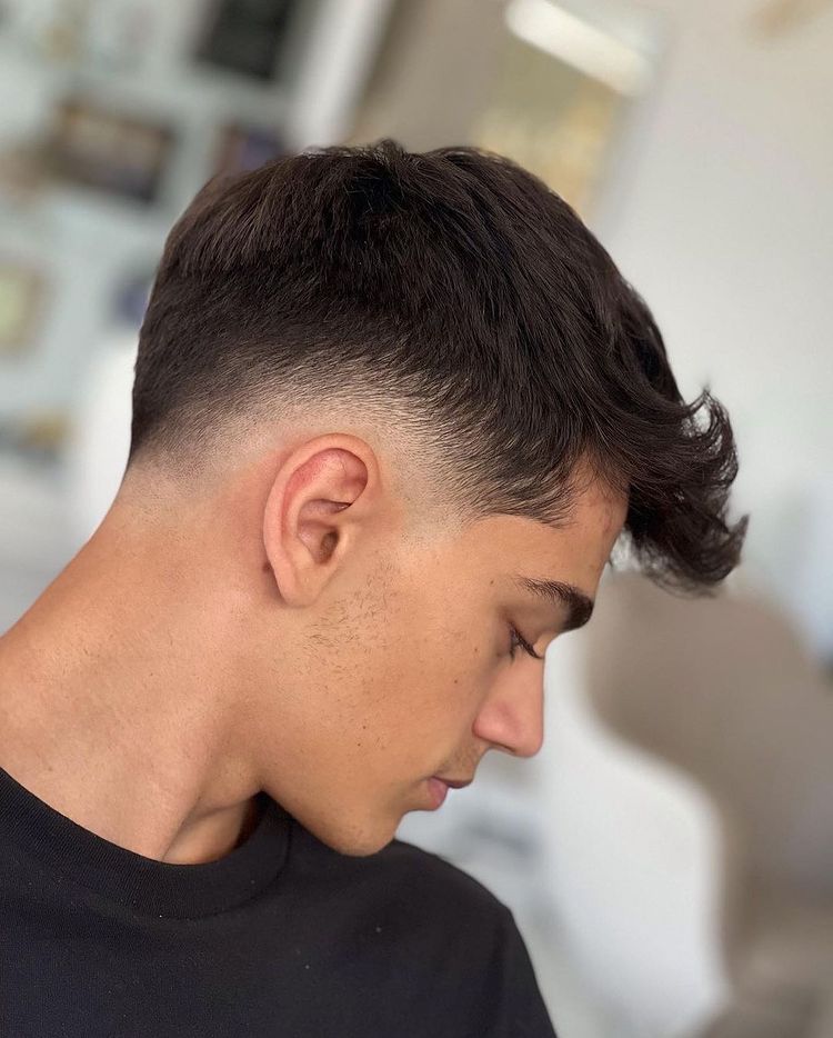 Mid Low Skin Fade