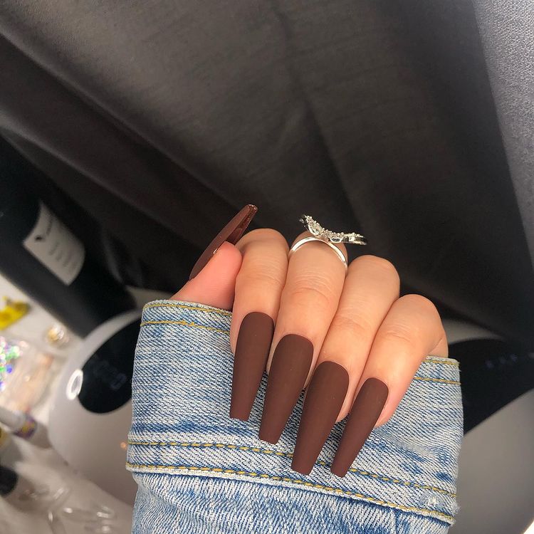 Nude Brown Nails