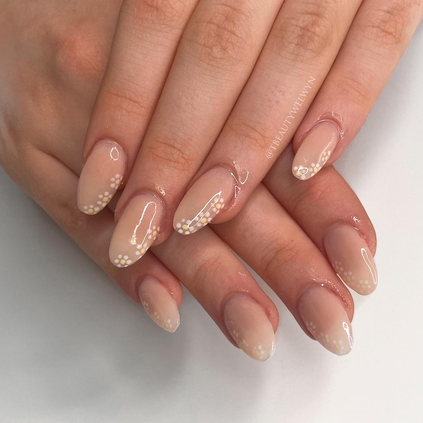 Nude Oval Nails