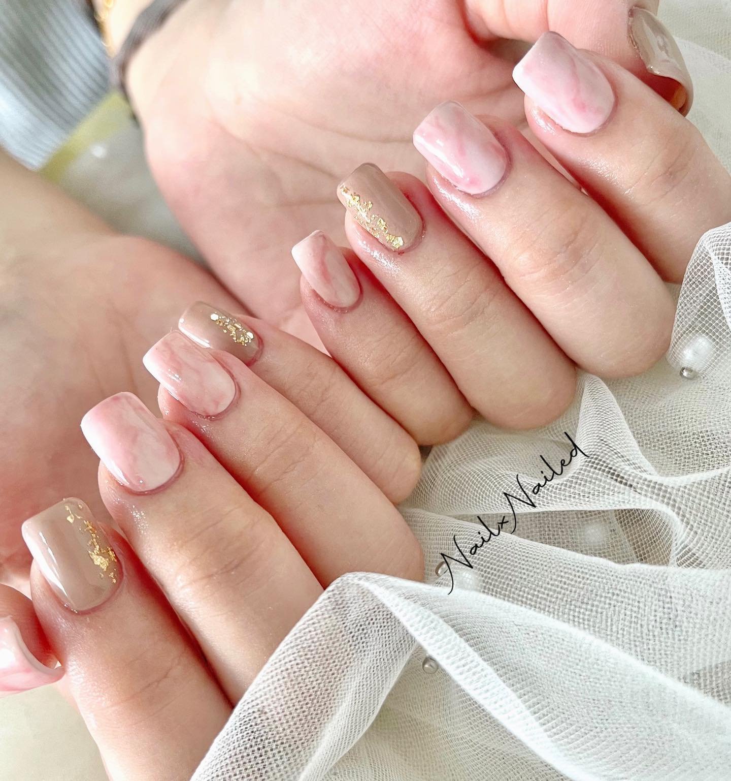Nude Pink Marble Nails With a Pop of Color