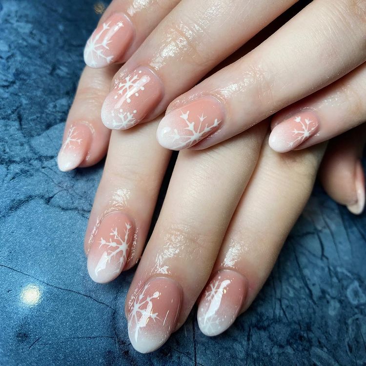 Nude Winter Nails