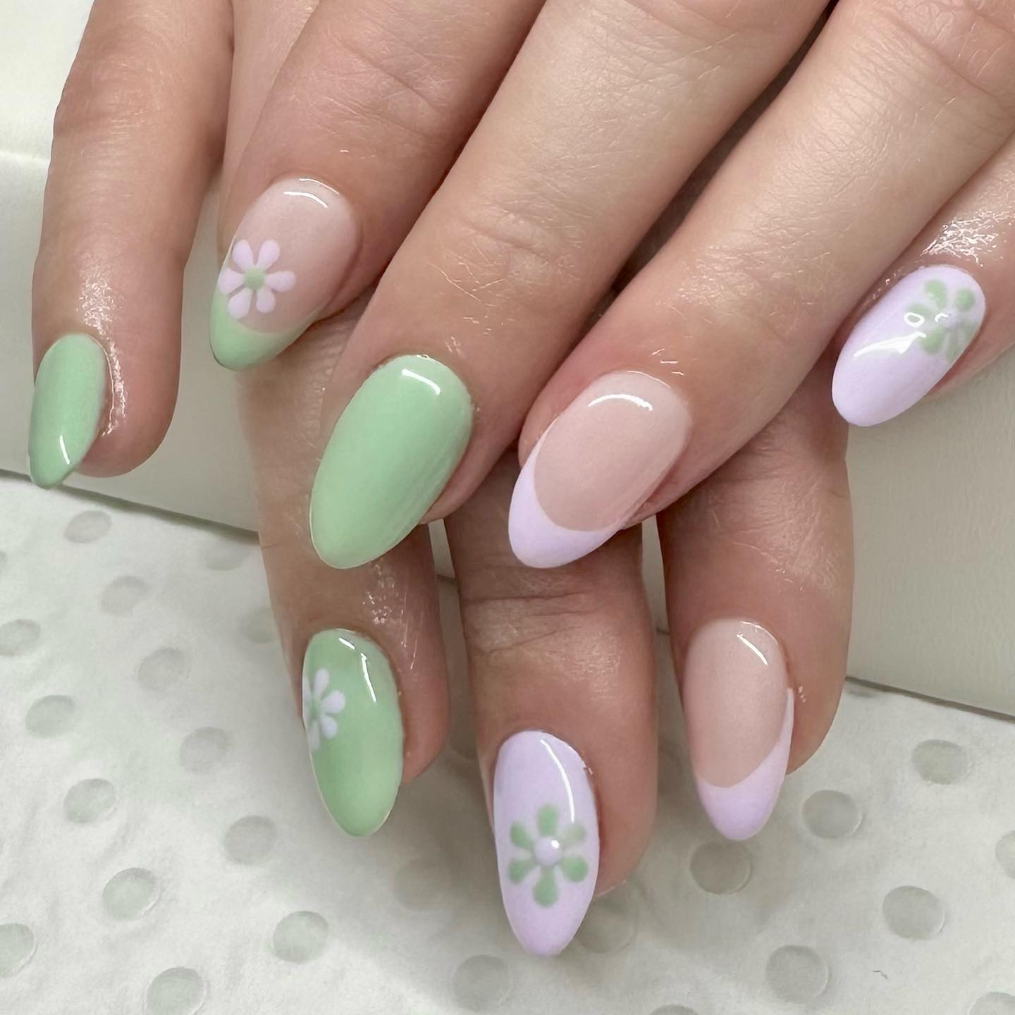 Pastel Flower Nails