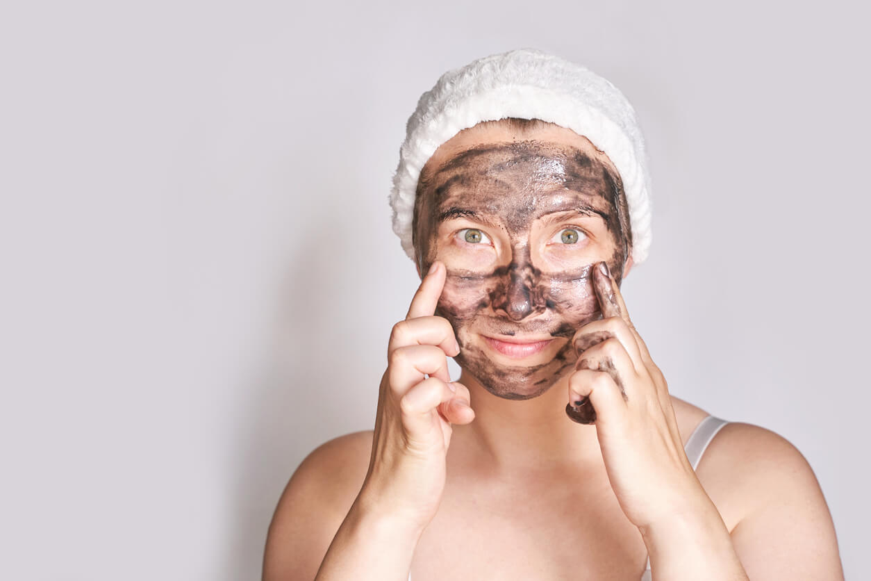 Peel Off vs. Wash Off Blackhead Mask
