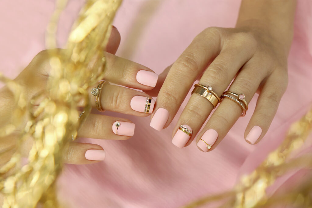 10 Pink And Gold Nails To Make You Feel Like Royalty