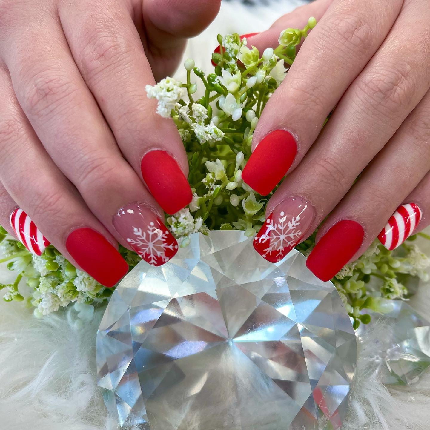 Red Christmas Nails With Snowflakes