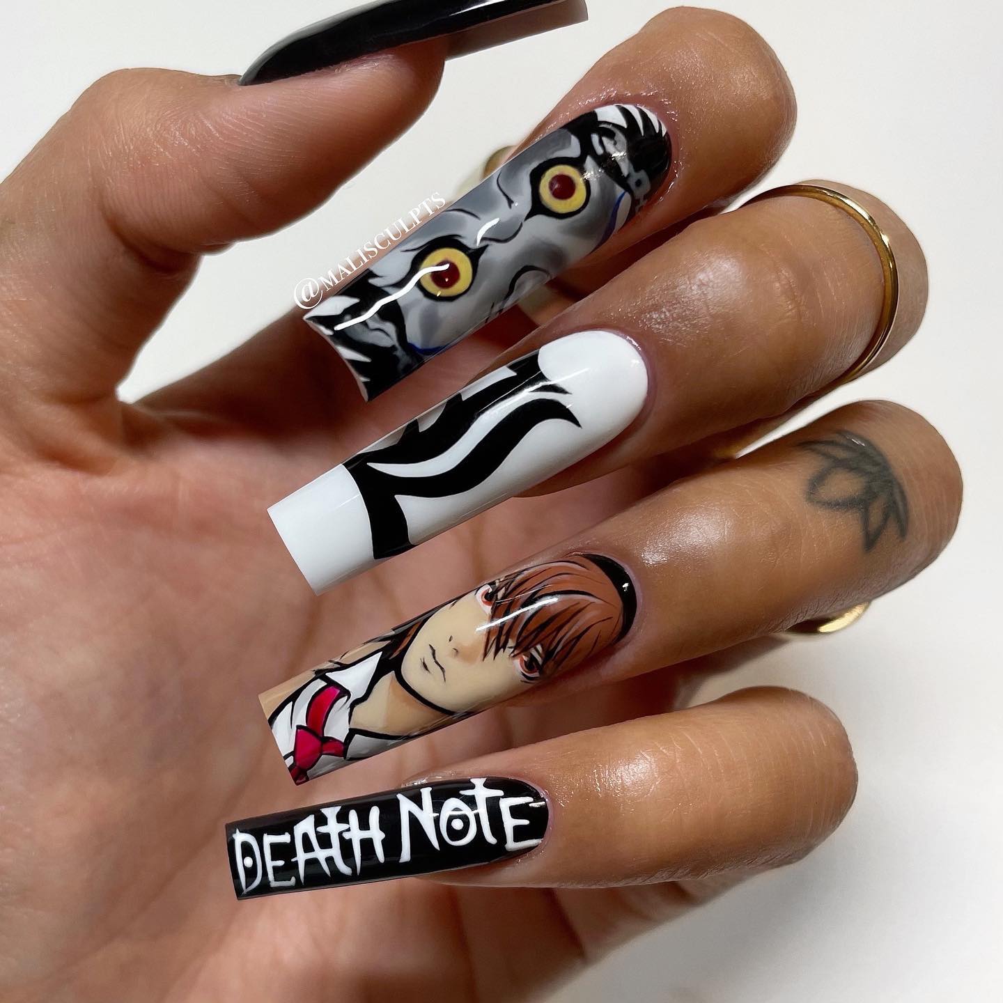 Ryuk Nails