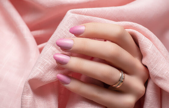 10 Short Pink Nails to Flaunt