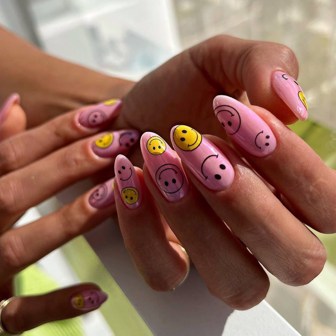 Smiley Face Gel Nails