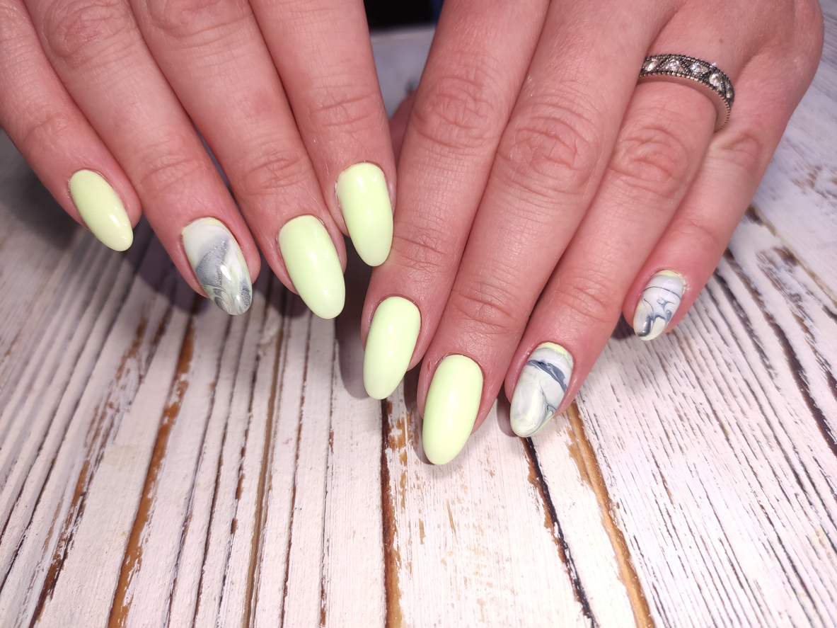 Yellow and Lime Green Nails